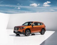 2023 BMW X1 xDrive23i - Front Three-Quarter Wallpaper 190x150