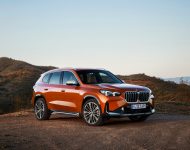 2023 BMW X1 xDrive23i - Front Three-Quarter Wallpaper 190x150