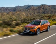 2023 BMW X1 xDrive23i - Front Three-Quarter Wallpaper 190x150