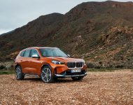 2023 BMW X1 xDrive23i - Front Three-Quarter Wallpaper 190x150