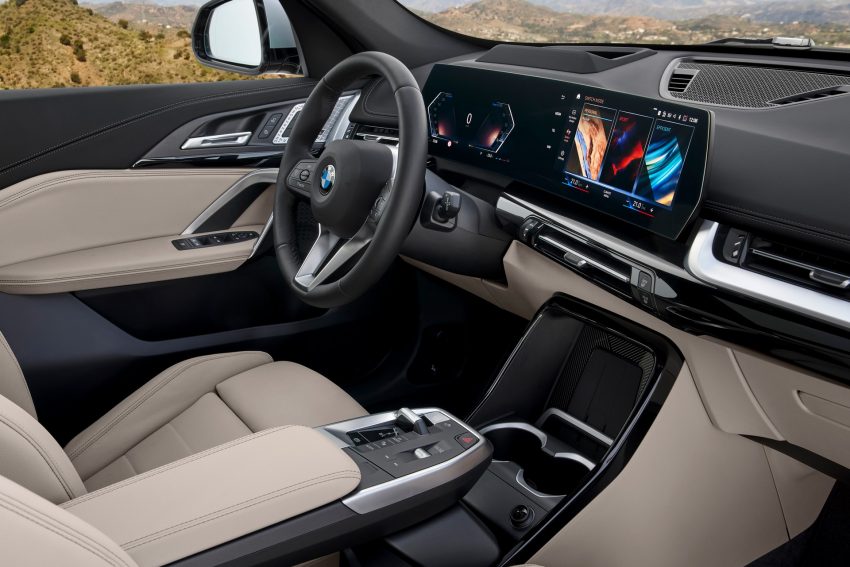 2023 BMW X1 xDrive23i - Interior Wallpaper 850x567 #42
