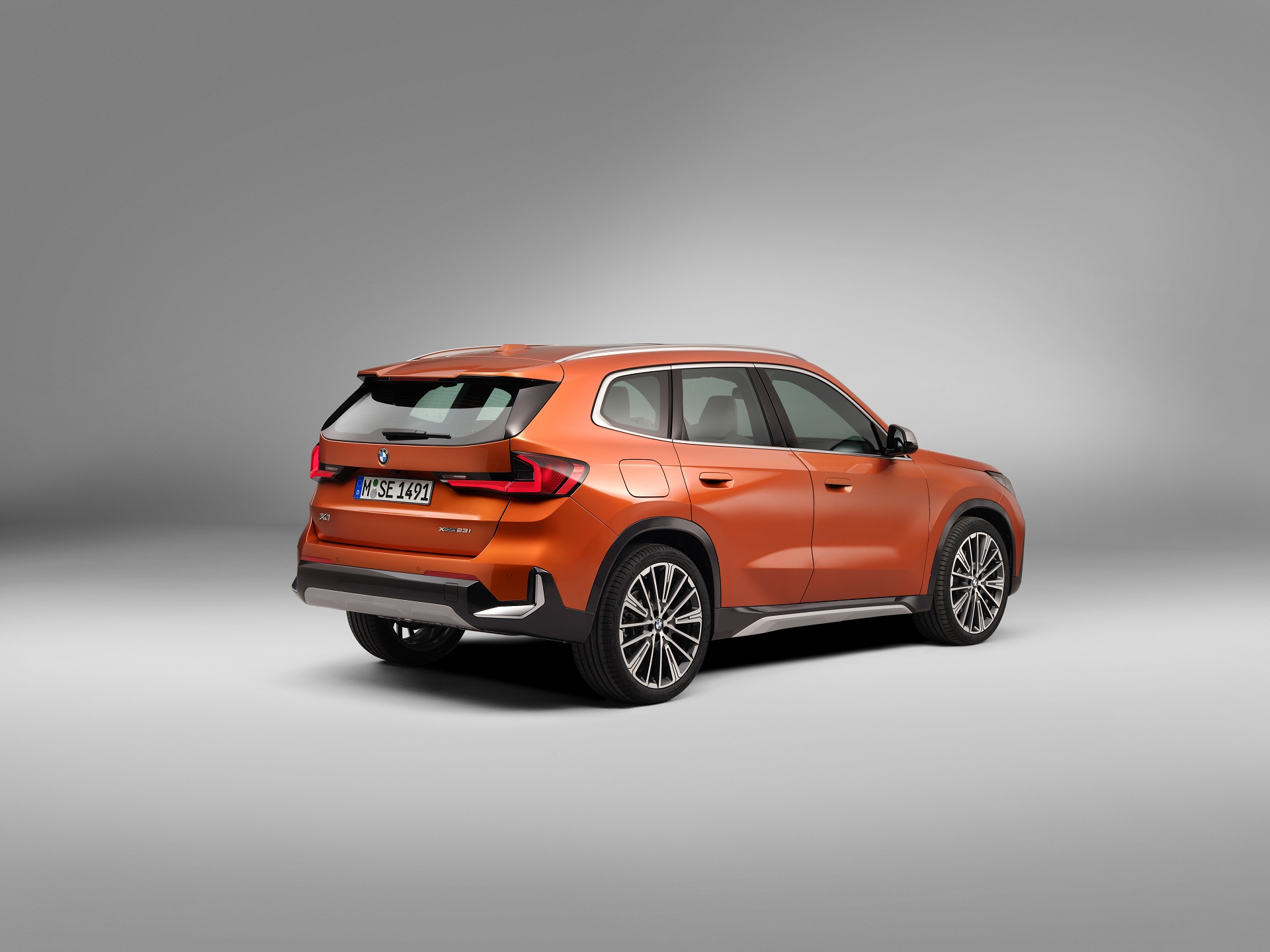 Download 2023 BMW X1 xDrive23i - Rear Three-Quarter HD Wallpaper 1920x1439 #57