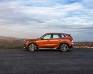 2023 BMW X1 xDrive23i - Side Wallpaper 190x150