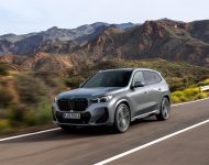 2023 BMW X1 xDrive30e - Front Three-Quarter Wallpaper 190x150