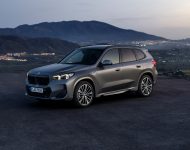 2023 BMW X1 xDrive30e - Front Three-Quarter Wallpaper 190x150