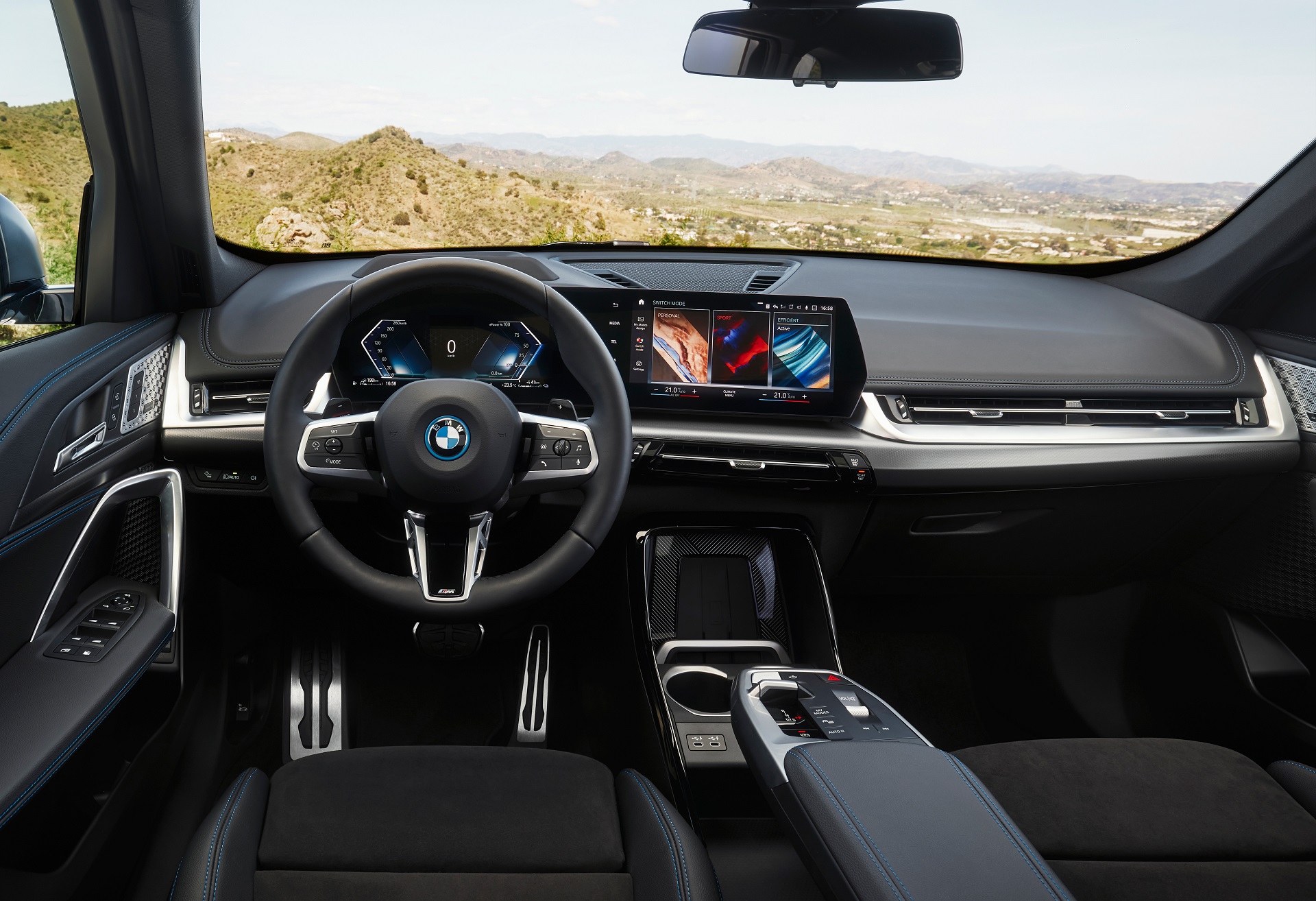 Download 2023 BMW X1 xDrive30e - Interior, Cockpit HD Wallpaper 1920x1314 #23