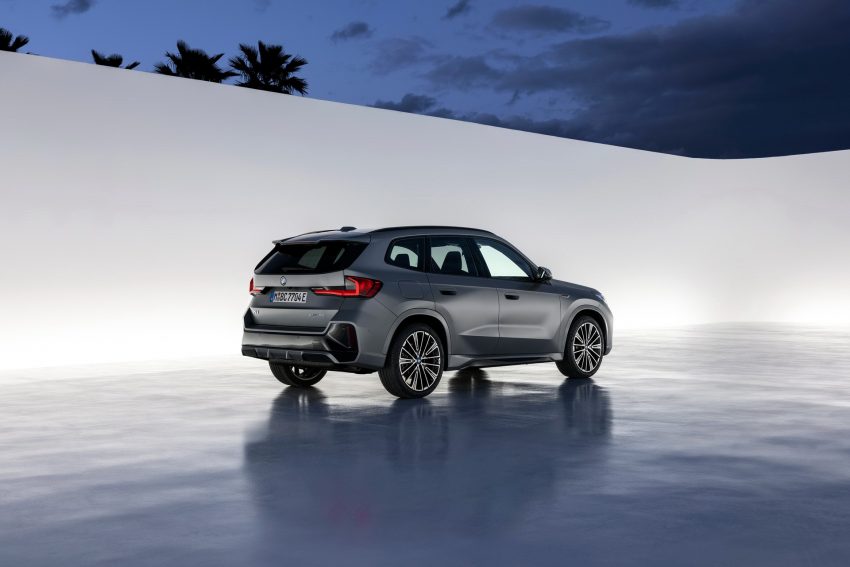 2023 BMW X1 xDrive30e - Rear Three-Quarter Wallpaper 850x567 #30