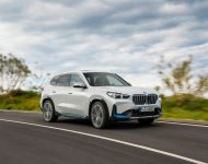 2023 BMW iX1 xDrive30 - Front Three-Quarter Wallpaper 190x150