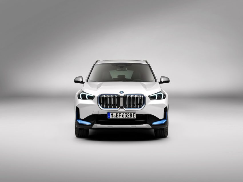 2023 BMW iX1 xDrive30 - Front Wallpaper 850x638 #57