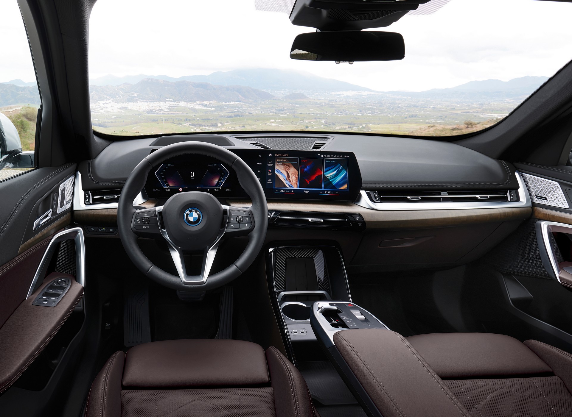 Download 2023 BMW iX1 xDrive30 - Interior, Cockpit HD Wallpaper 1920x1401 #71