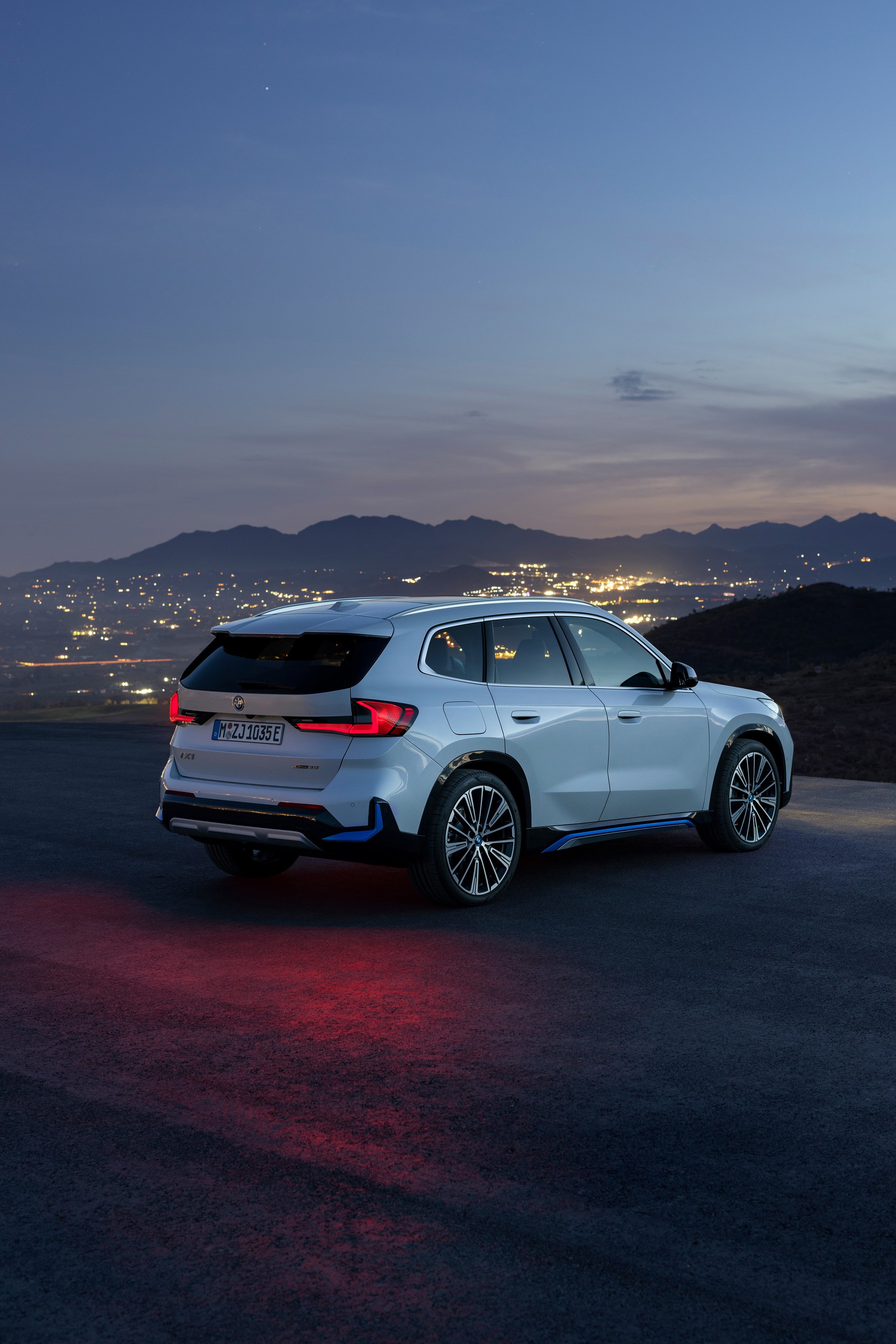 Download 2023 BMW iX1 xDrive30 - Rear Three-Quarter HD Phone Wallpaper 1920x2879 #45