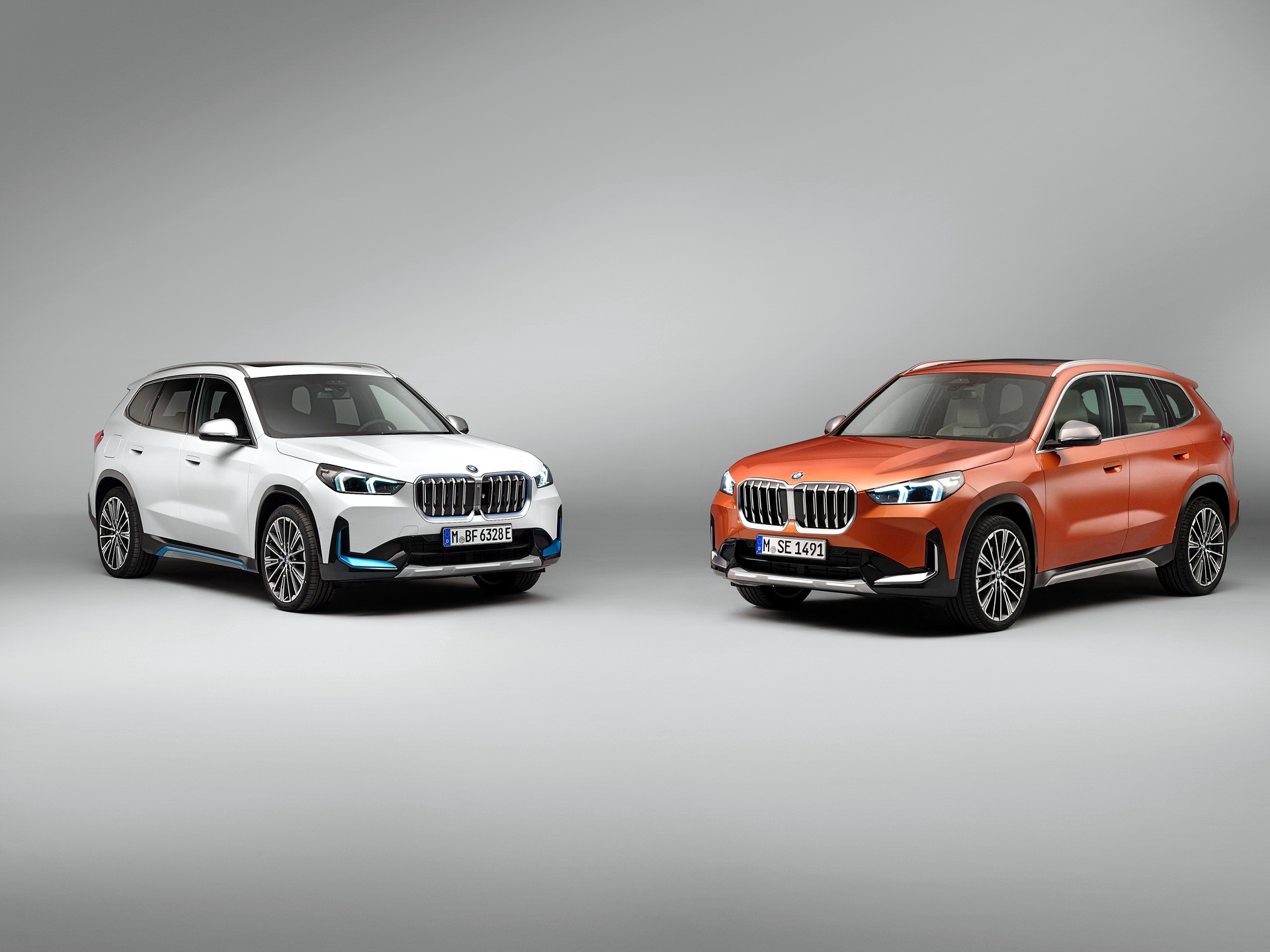 Download 2023 BMW iX1 xDrive30 and X1 xDrive23i HD Wallpaper 1920x1440 #61