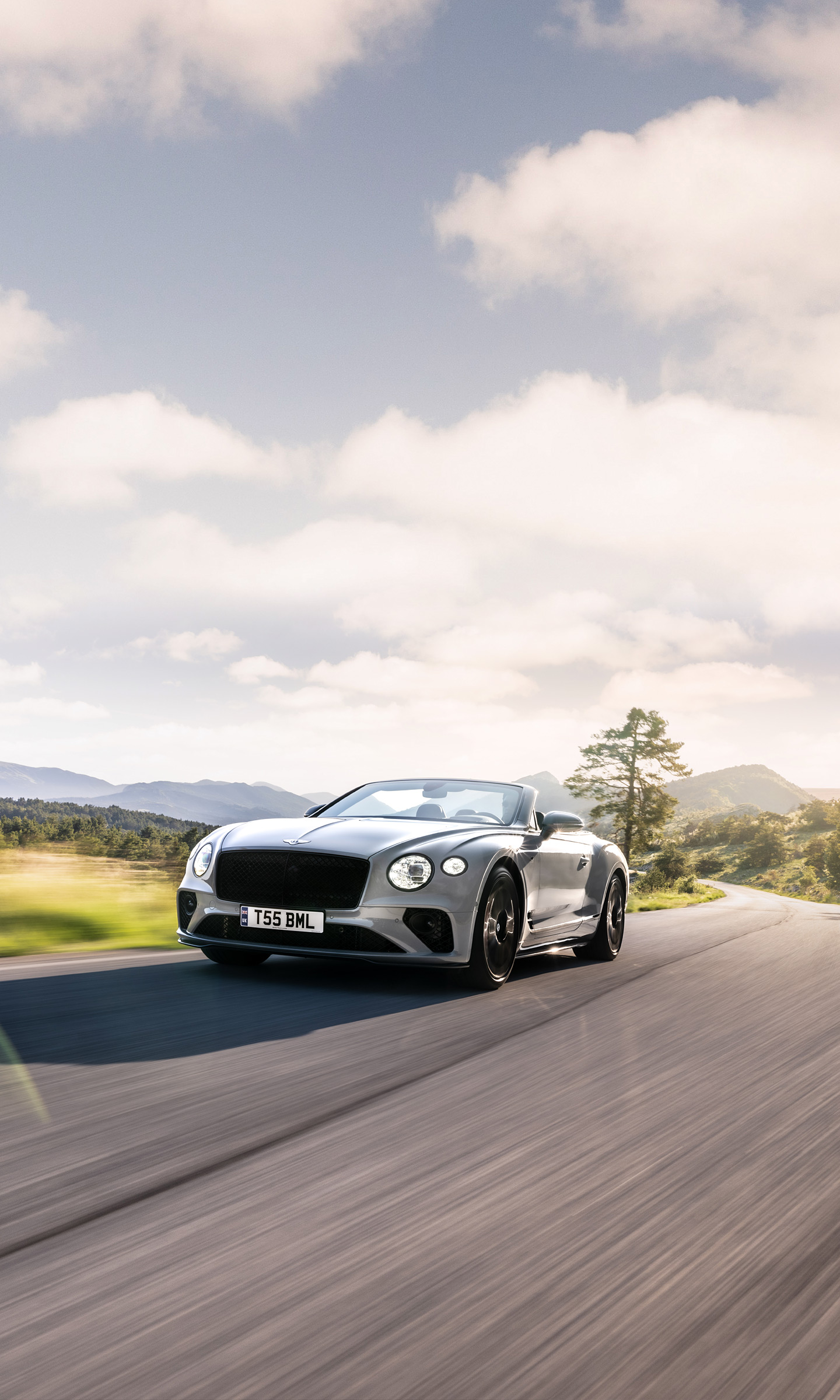 Download 2023 Bentley Continental GTC S - Front Three-Quarter HD Phone Wallpaper 1440x2400 #2