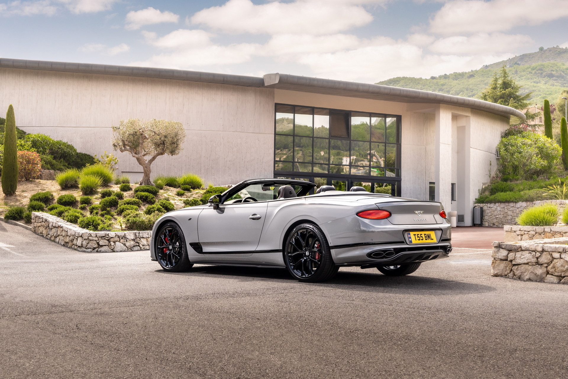 Download 2023 Bentley Continental GTC S - Rear Three-Quarter HD Wallpaper 1920x1281 #8