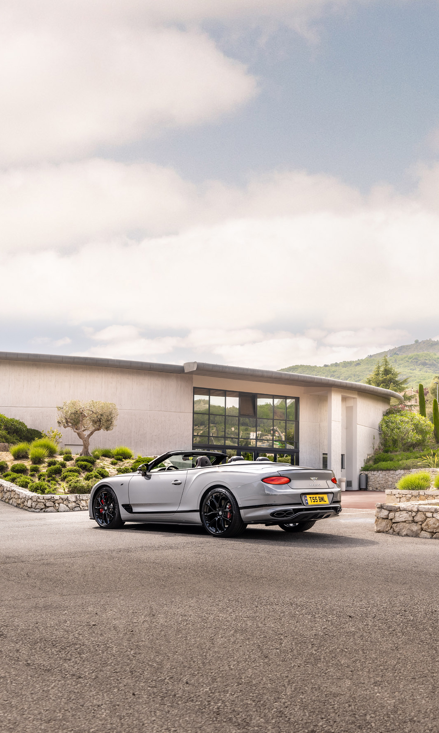 Download 2023 Bentley Continental GTC S - Rear Three-Quarter HD Phone Wallpaper 1440x2400 #5