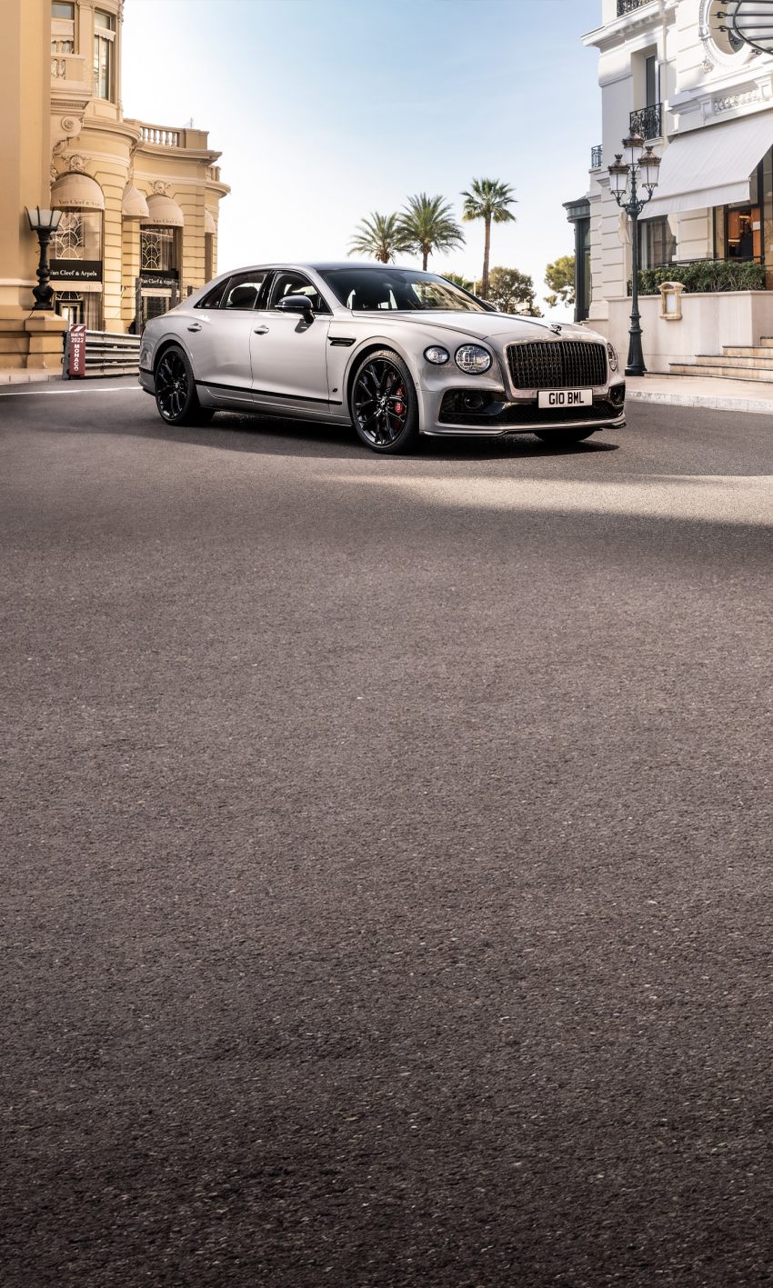 2023 Bentley Flying Spur S - Front Three-Quarter Phone Wallpaper 850x1417 #9