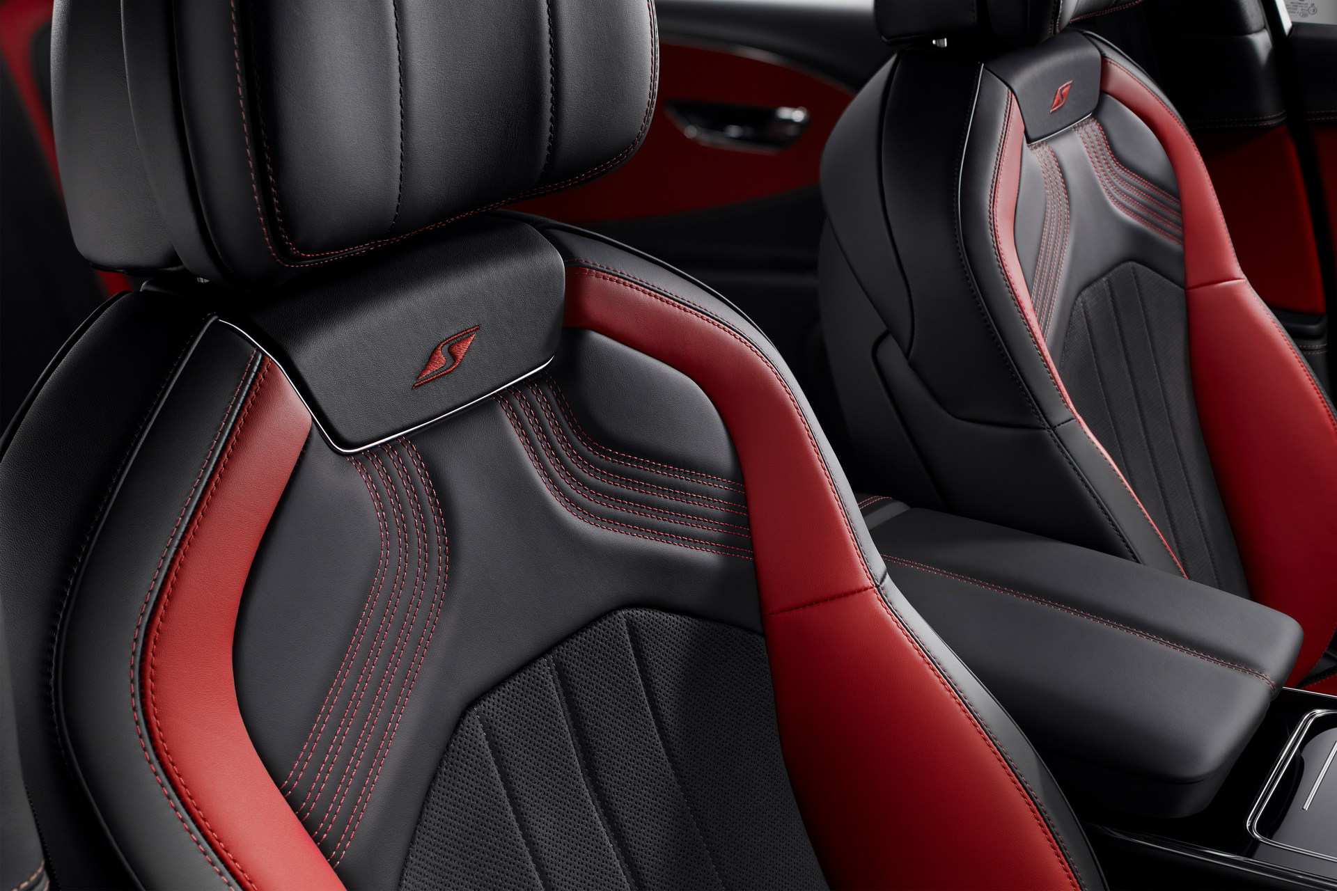 Download 2023 Bentley Flying Spur S - Interior, Front Seats HD Wallpaper 1920x1280 #15