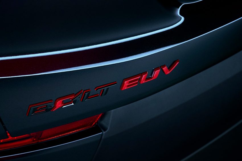2023 Chevrolet Bolt EUV Redline Edition - Badge Wallpaper 850x567 #5