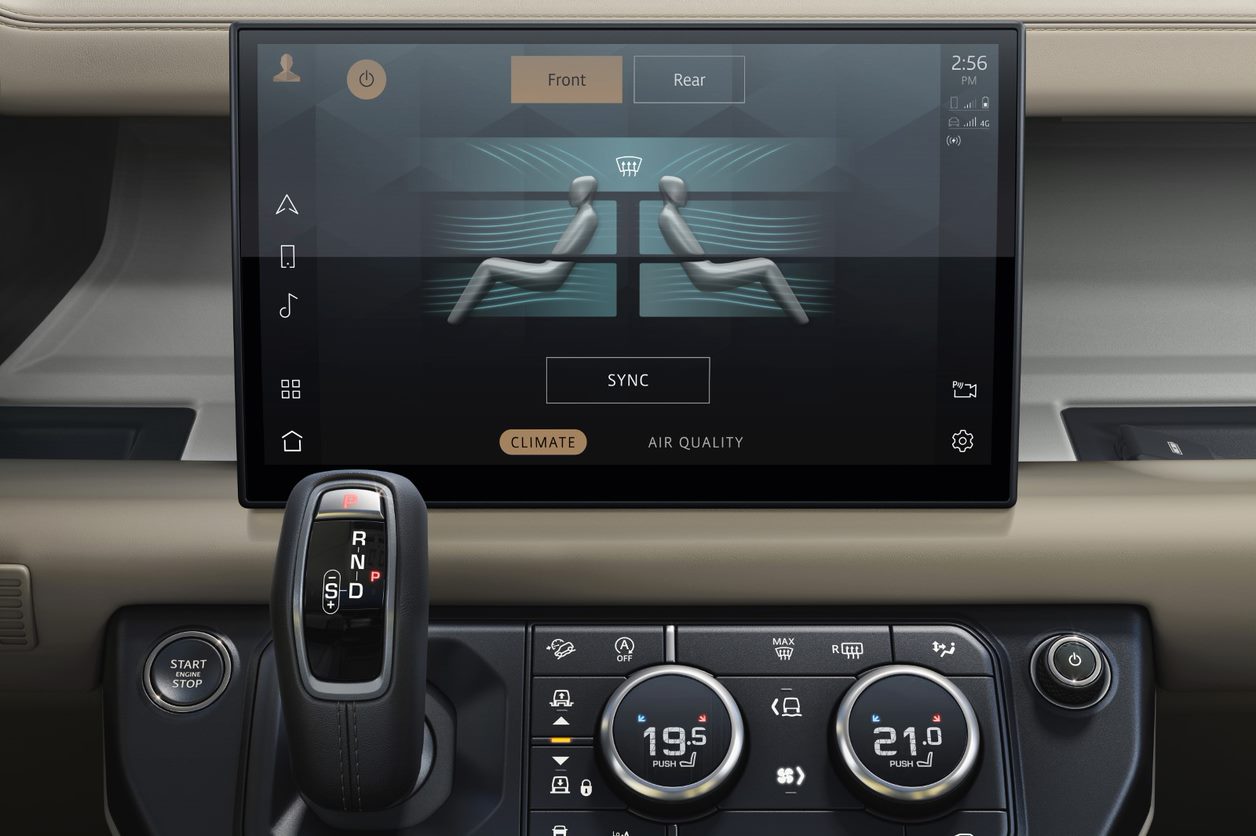 Download 2023 Land Rover Defender 130 - Central Console HD Wallpaper 1256x836 #31