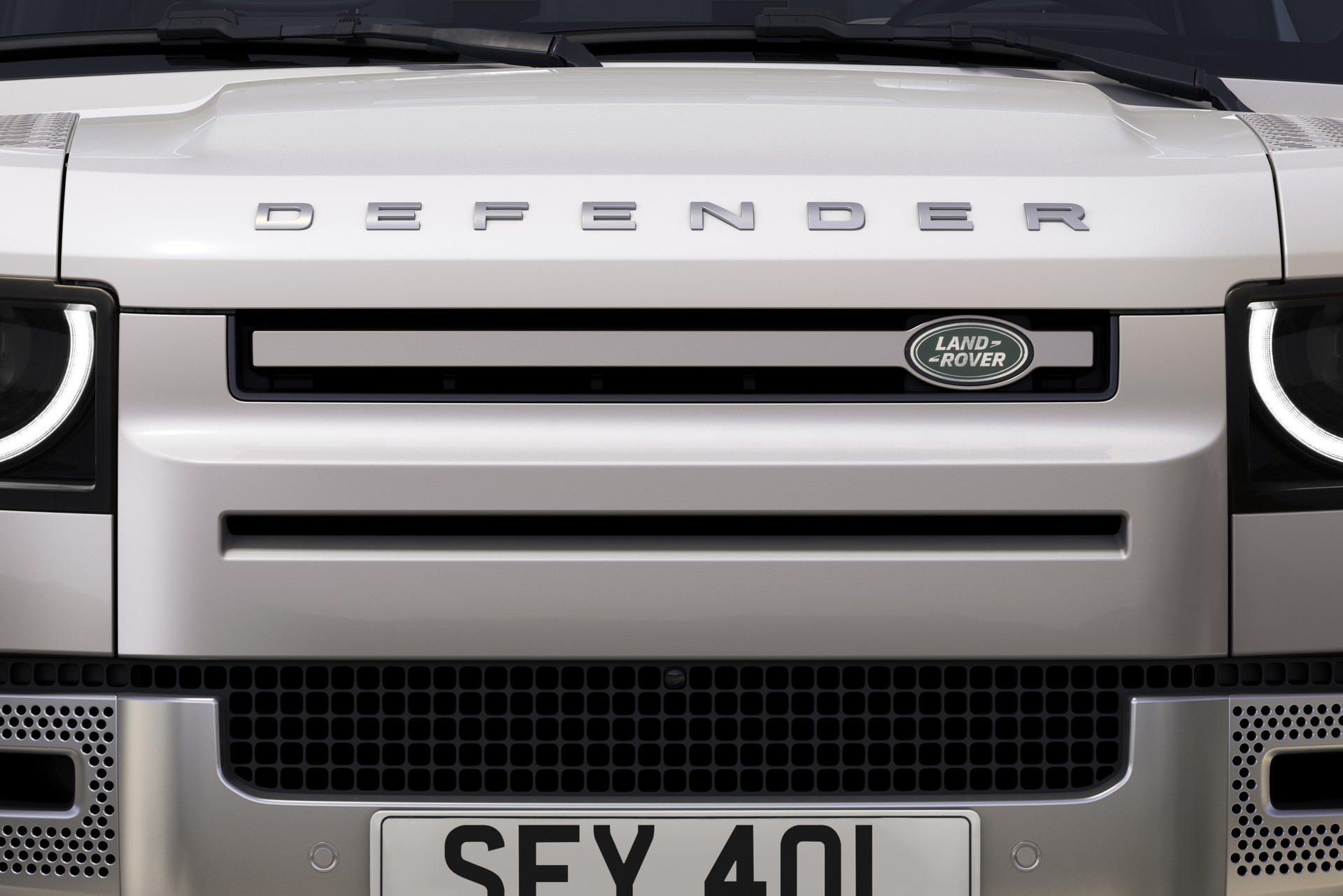 Download 2023 Land Rover Defender 130 - Grille HD Wallpaper 1920x1281 #24