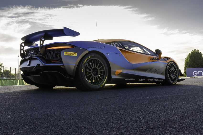 2023 McLaren Artura GT4 - Rear Three-Quarter Wallpaper 850x567 #3