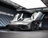 2023 Mercedes-AMG ONE - Front Three-Quarter Wallpaper 190x150