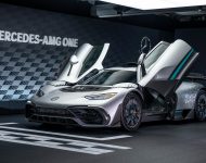 2023 Mercedes-AMG ONE - Front Three-Quarter Wallpaper 190x150