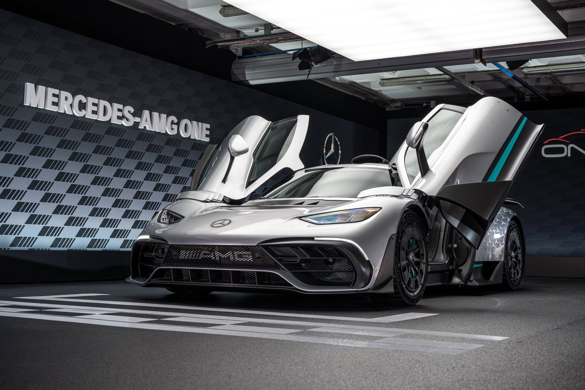 Download 2023 Mercedes-AMG ONE - Front Three-Quarter HD Wallpaper 1920x1280 #38