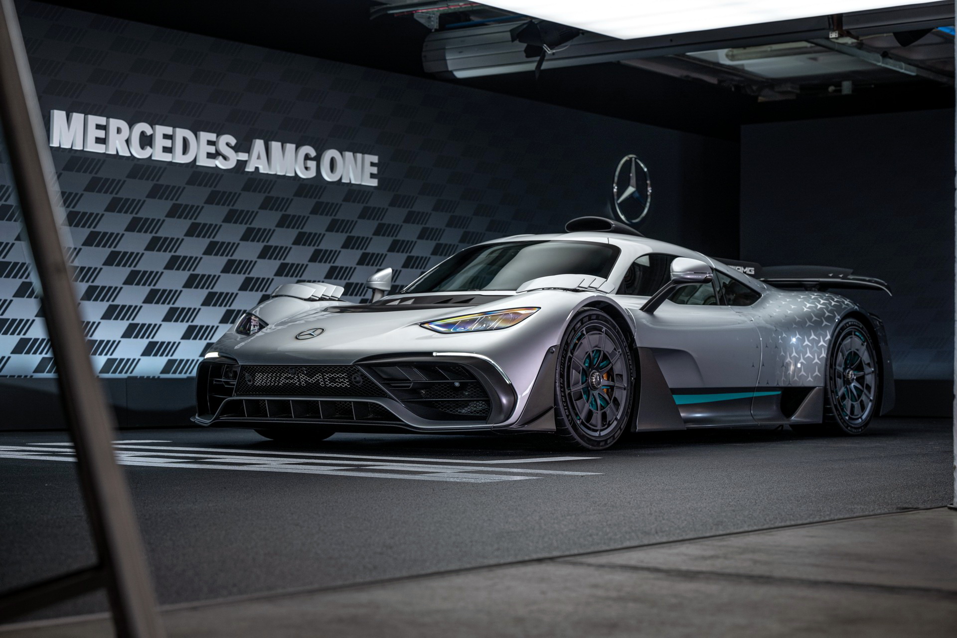 Download 2023 Mercedes-AMG ONE - Front Three-Quarter HD Wallpaper 1920x1280 #28