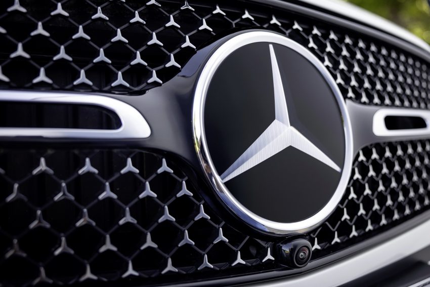 2023 Mercedes-Benz GLC - Badge Wallpaper 850x567 #74