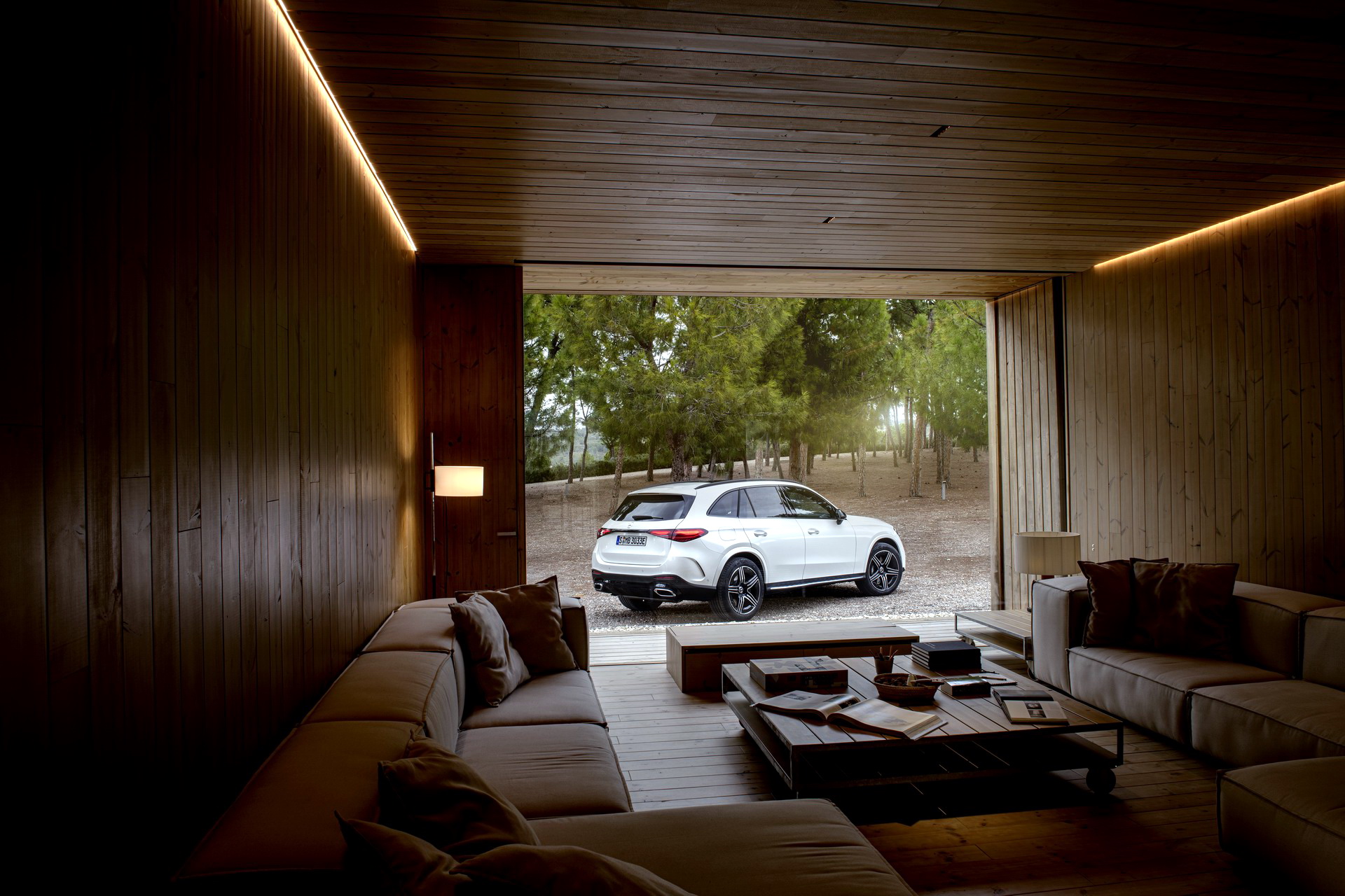 Download 2023 Mercedes-Benz GLC - Rear Three-Quarter HD Wallpaper 1920x1280 #73