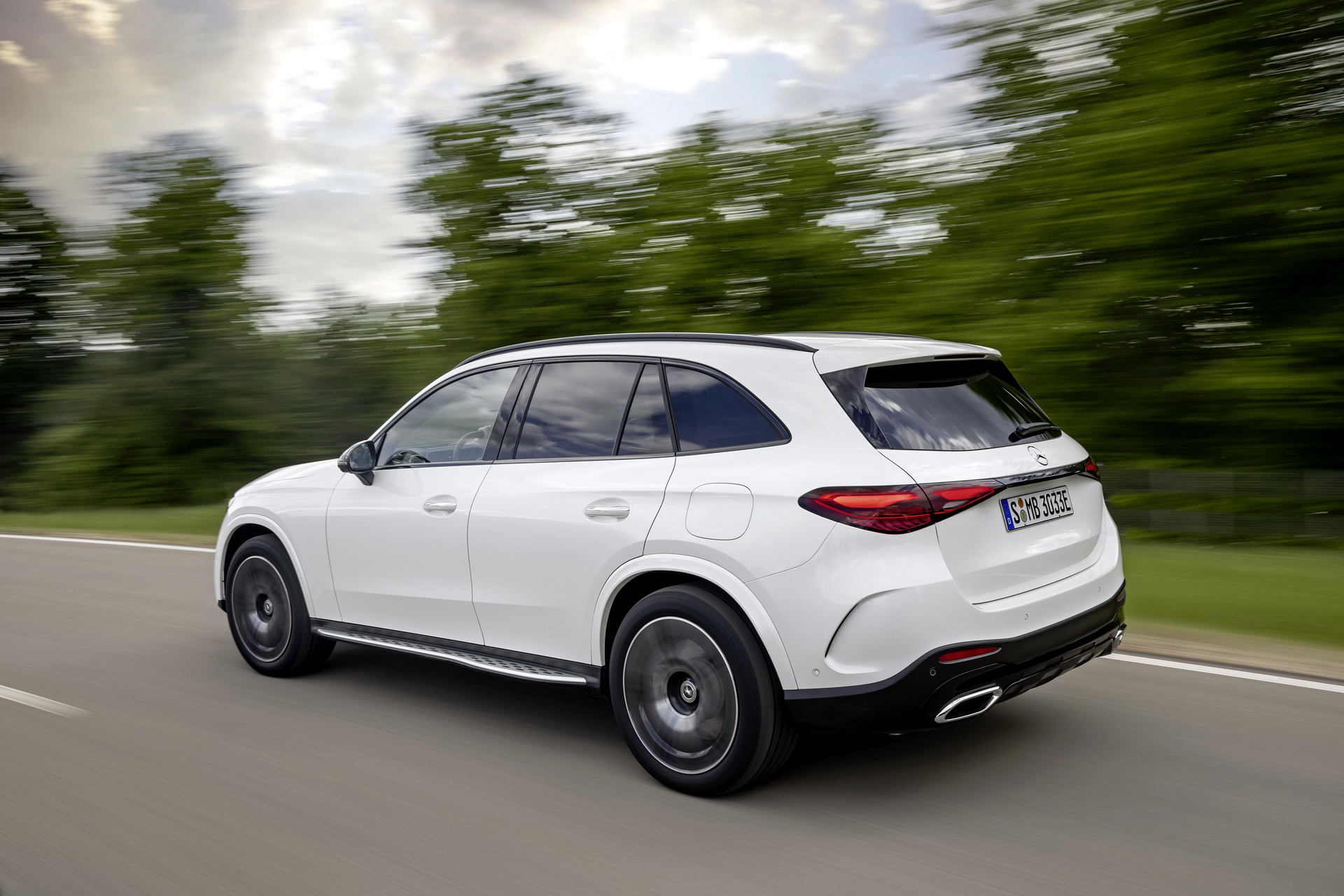 Download 2023 Mercedes-Benz GLC - Rear Three-Quarter HD Wallpaper 1920x1280 #42