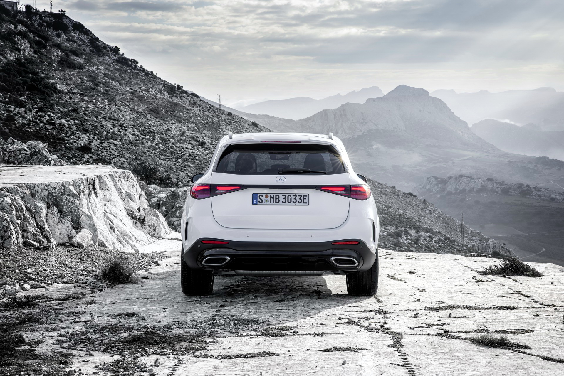 Download 2023 Mercedes-Benz GLC - Rear HD Wallpaper 1920x1281 #61