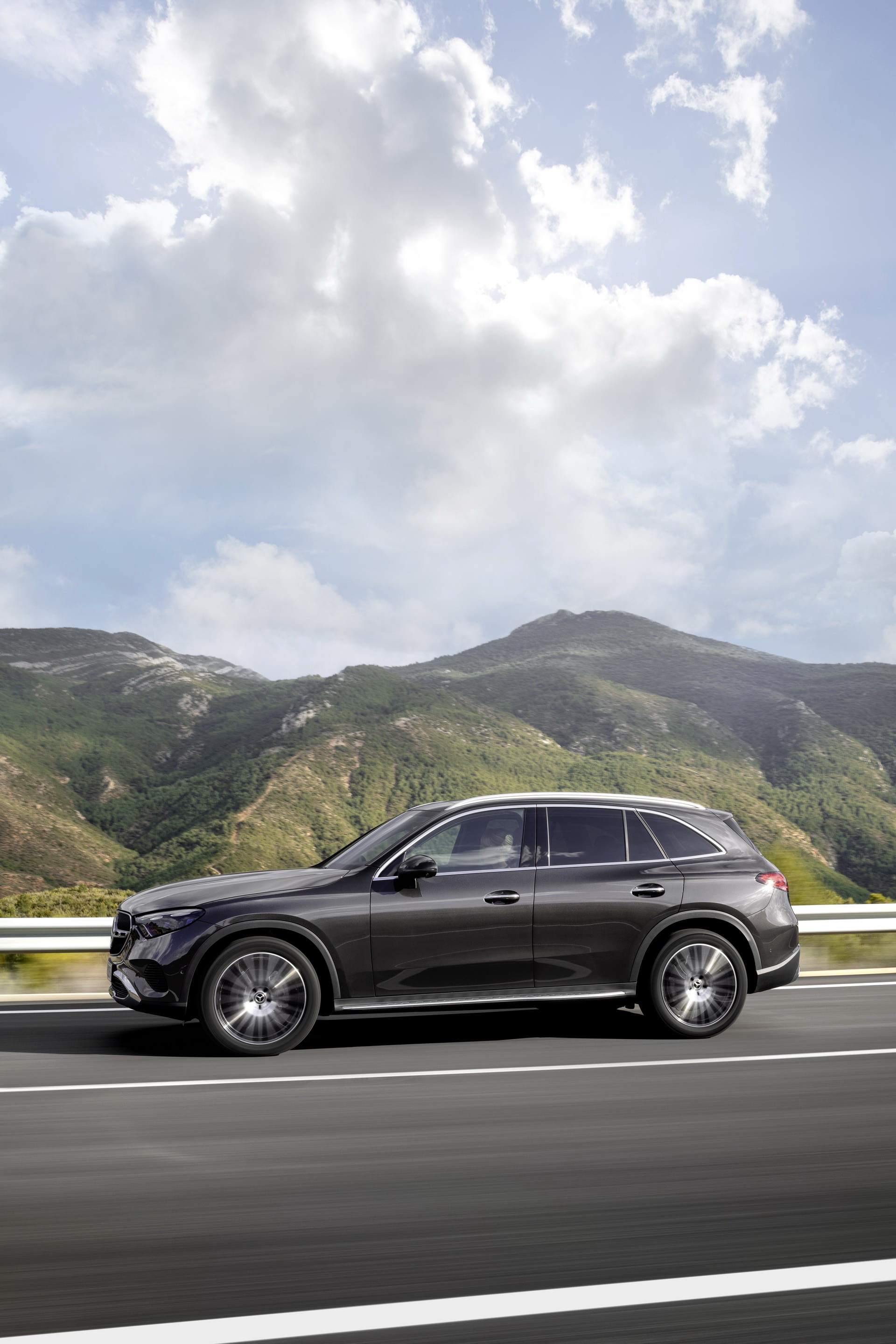 Download 2023 Mercedes-Benz GLC - Side HD Phone Wallpaper 1920x2878 #7