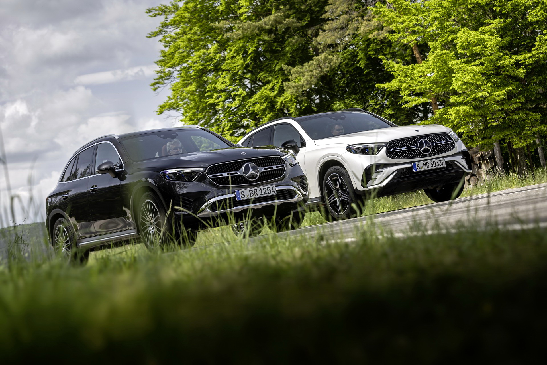 Download 2023 Mercedes-Benz GLC HD Wallpaper 1920x1280 #50