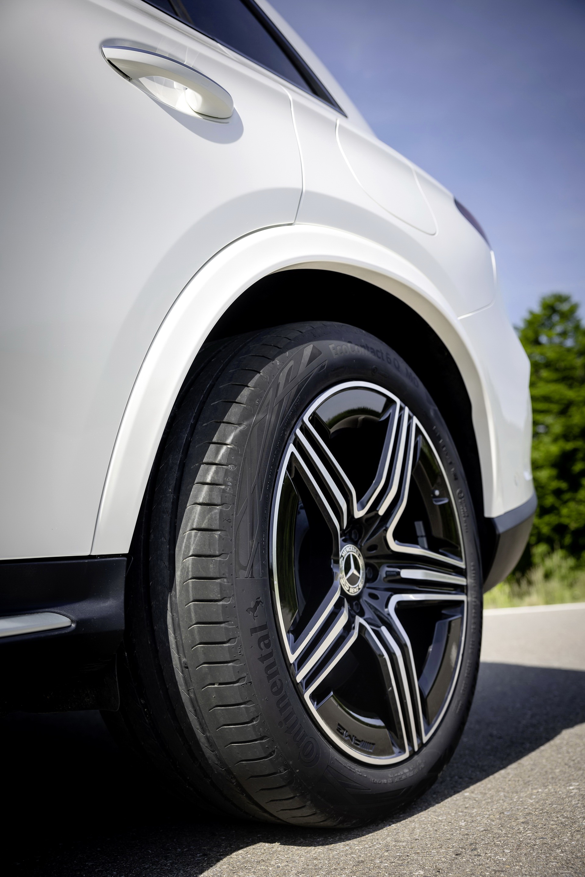 Download 2023 Mercedes-Benz GLC - Wheel HD Phone Wallpaper 1920x2880 #78