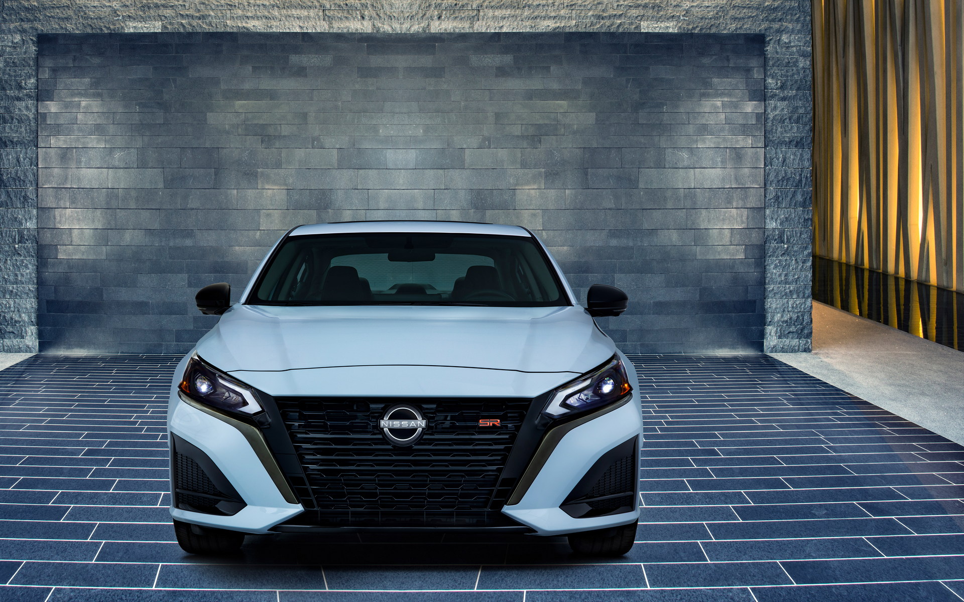 Download 2023 Nissan Altima SR - Front HD Wallpaper 1920x1200 #12