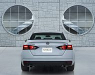 2023 Nissan Altima SR - Rear Wallpaper 190x150