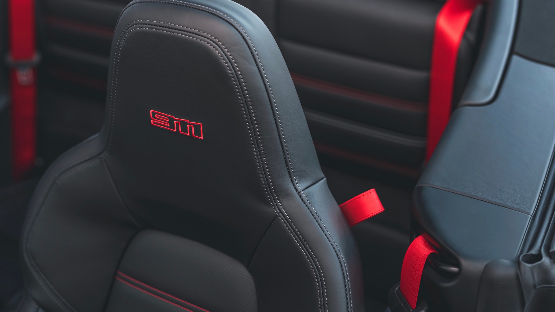 Download 2023 Porsche 911 Carrera GTS Cabriolet America - Interior, Seats HD Wallpaper 1920x1080 #23