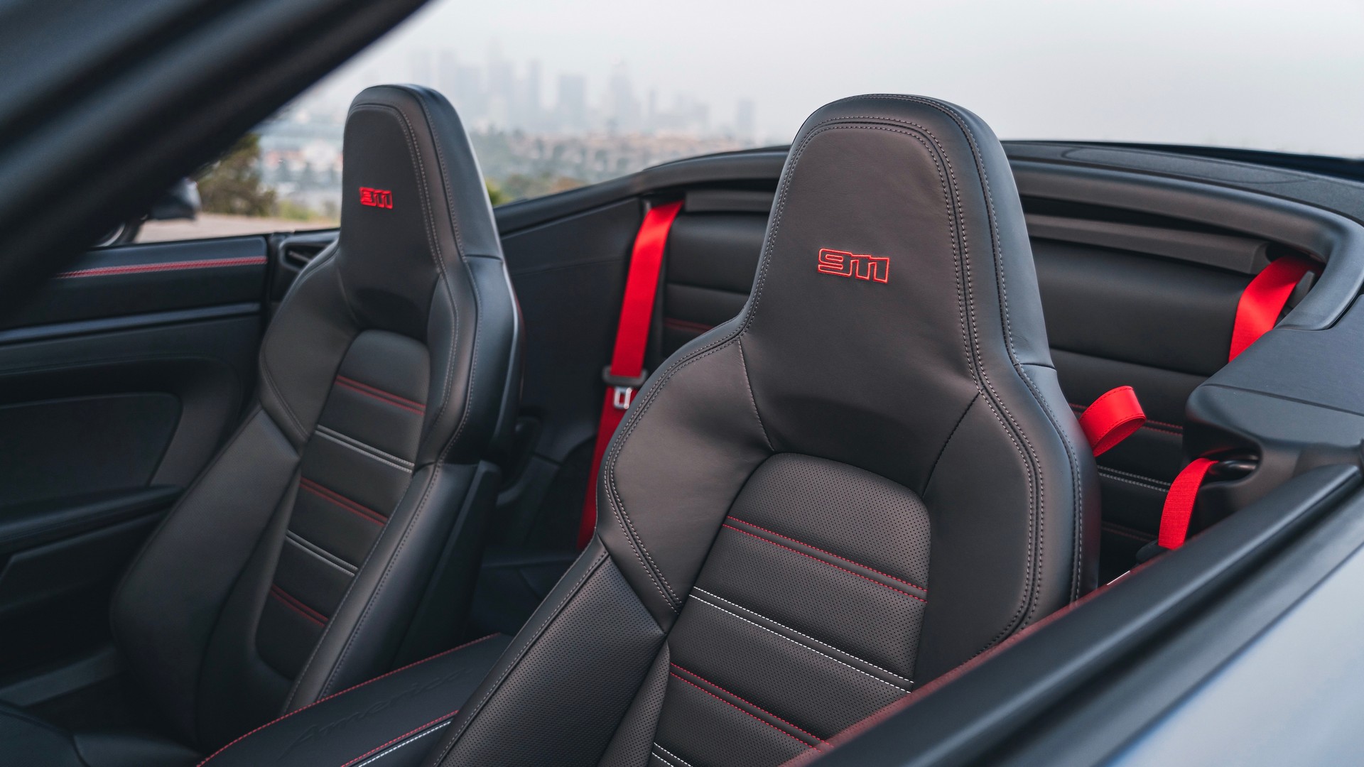 Download 2023 Porsche 911 Carrera GTS Cabriolet America - Interior, Seats HD Wallpaper 1920x1080 #22