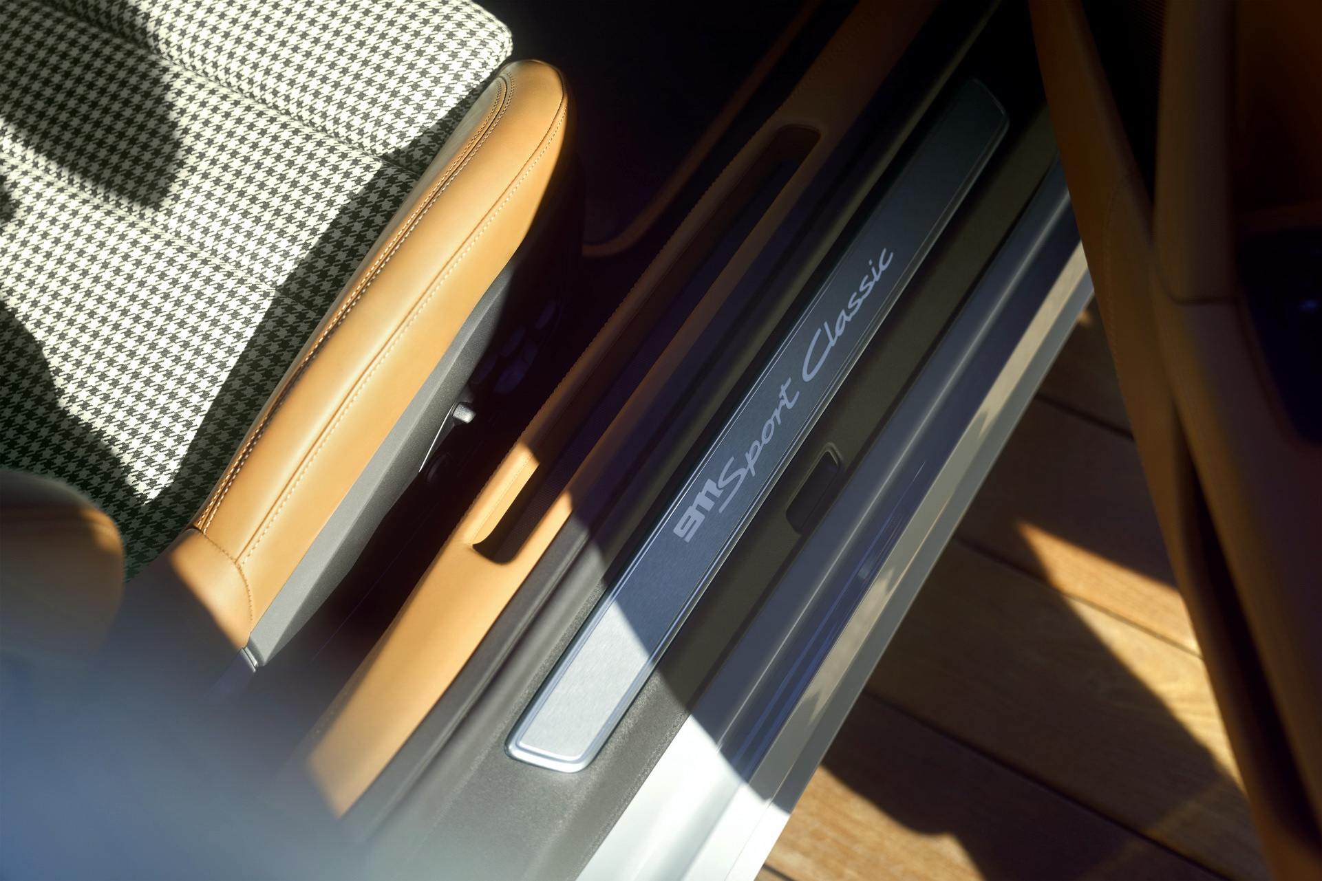 Download 2023 Porsche 911 Sport Classic - Door Sill HD Wallpaper 1921x1281 #46