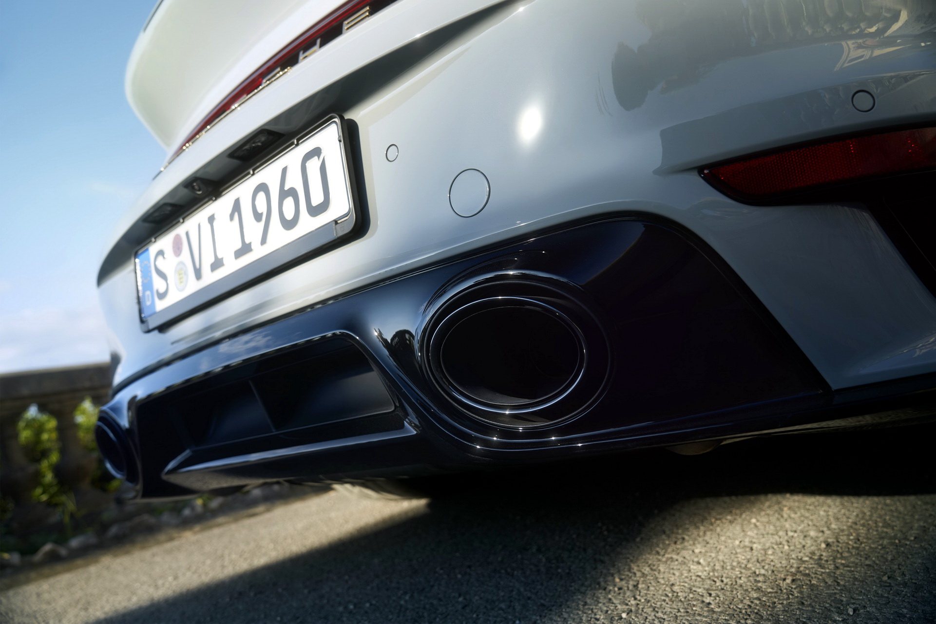 Download 2023 Porsche 911 Sport Classic - Exhaust HD Wallpaper 1921x1281 #42