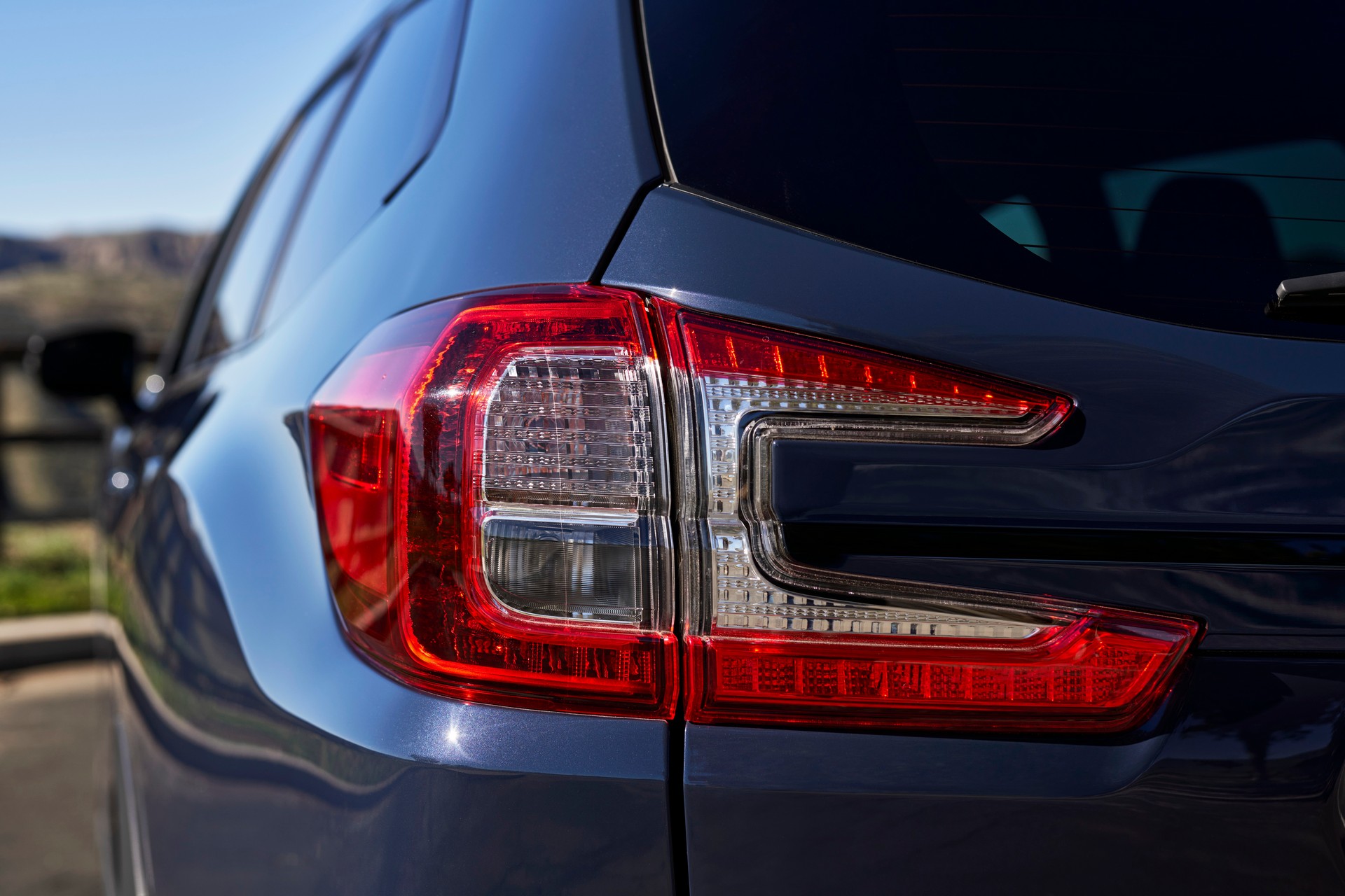 Download 2023 Subaru Ascent - Tail Light HD Wallpaper 1920x1280 #8