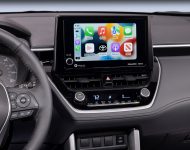 2023 Toyota Corolla Cross Hybrid SE - Central Console Wallpaper 190x150