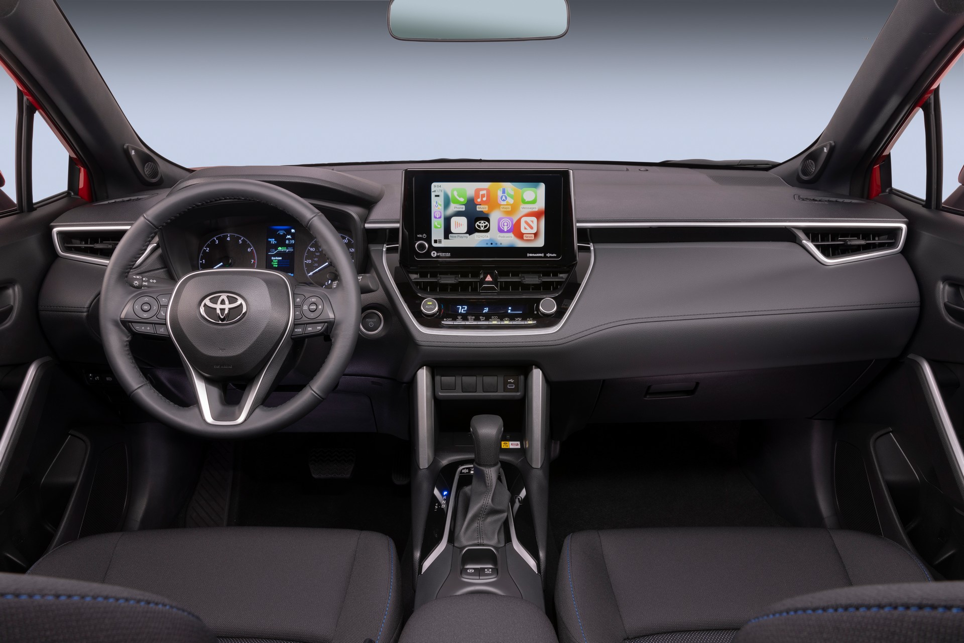 Download 2023 Toyota Corolla Cross Hybrid SE - Interior, Cockpit HD Wallpaper 1920x1281 #12