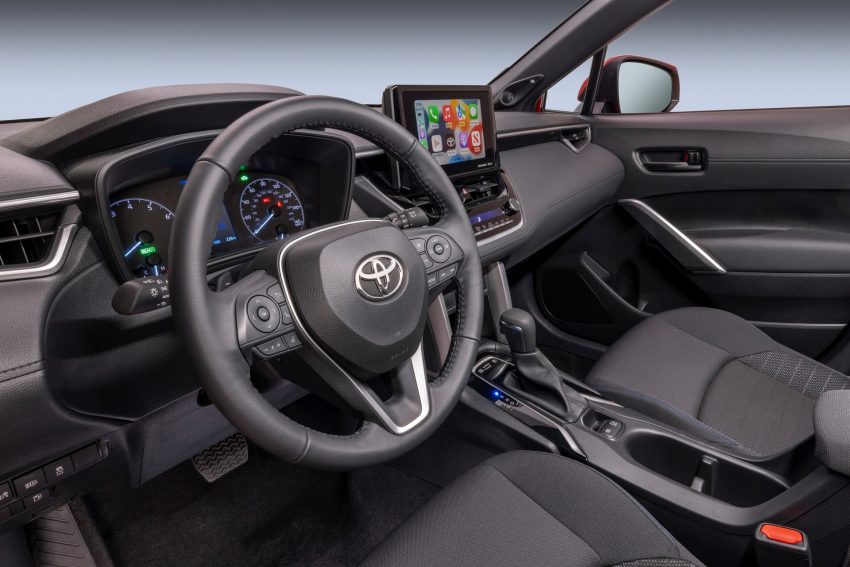 2023 Toyota Corolla Cross Hybrid SE - Interior Wallpaper 850x567 #11