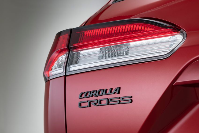 2023 Toyota Corolla Cross Hybrid SE - Tail Light Wallpaper 850x567 #9