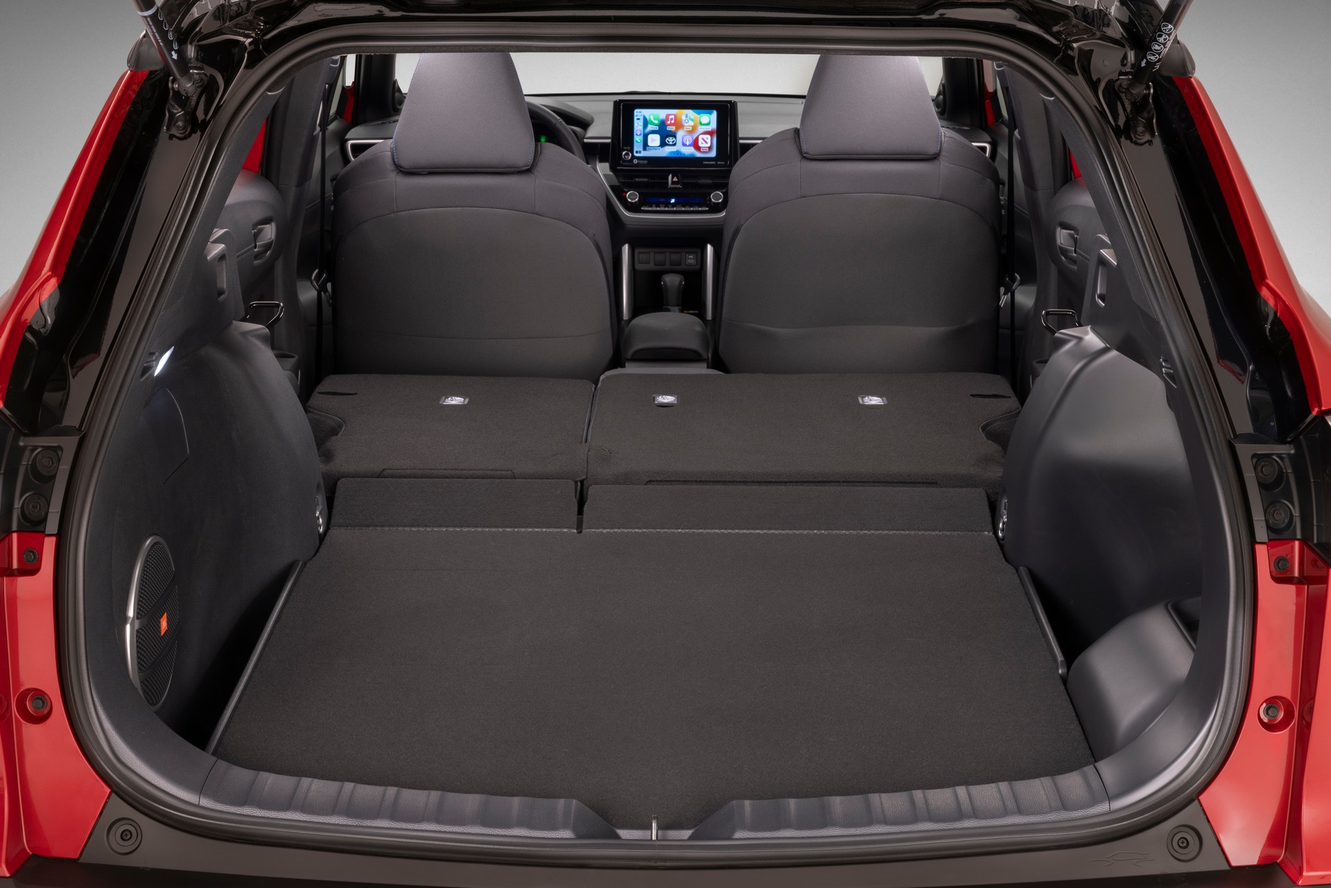 Download 2023 Toyota Corolla Cross Hybrid SE - Trunk HD Wallpaper 1920x1281 #20