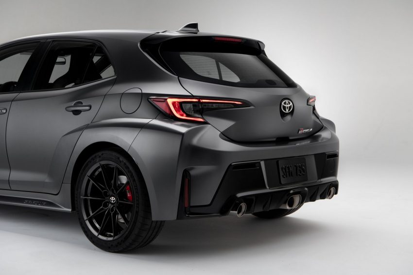 2023 Toyota GR Corolla Morizo Edition - Rear Wallpaper 850x567 #11