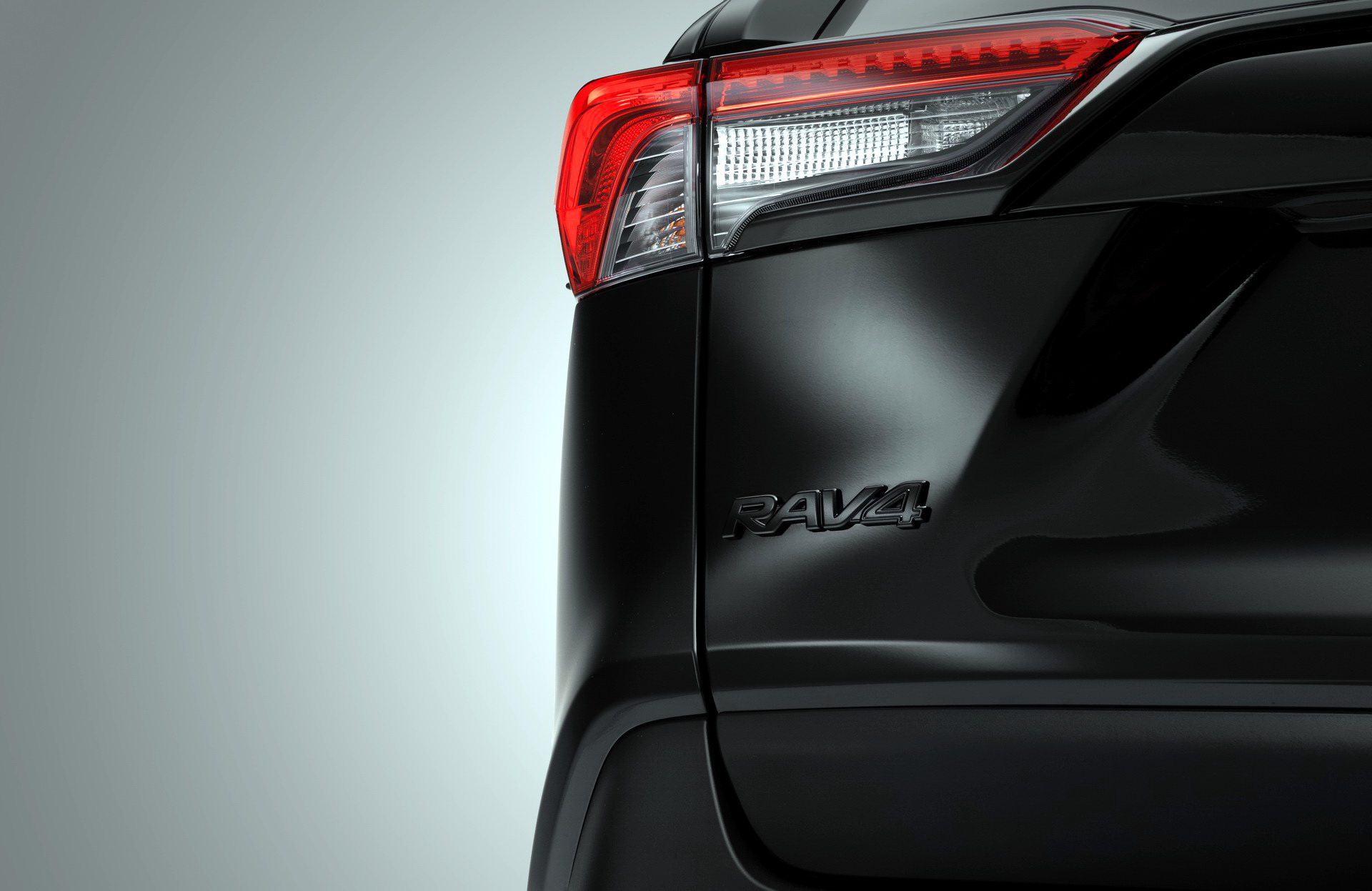 Download 2023 Toyota RAV4 Hybrid Woodland Edition - Detail HD Wallpaper 1920x1247 #6